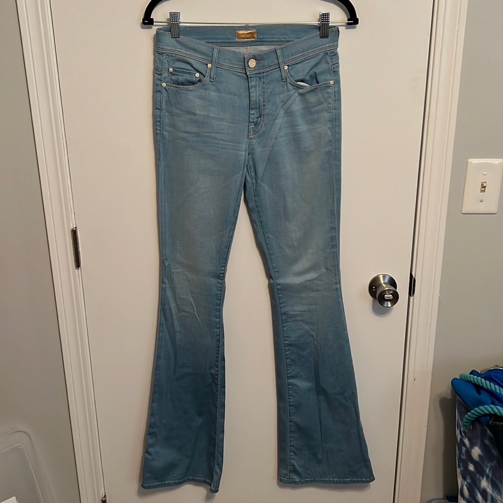 Mother The Cruiser Flare Jeans in Skylark
